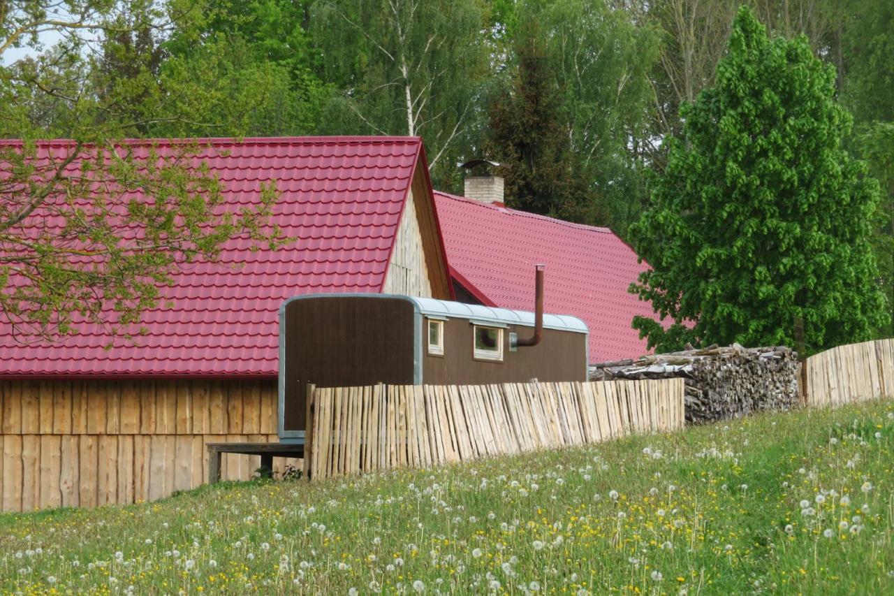 Maringotka Na Samote Na Kozi Farme Pobezovice Exterior foto